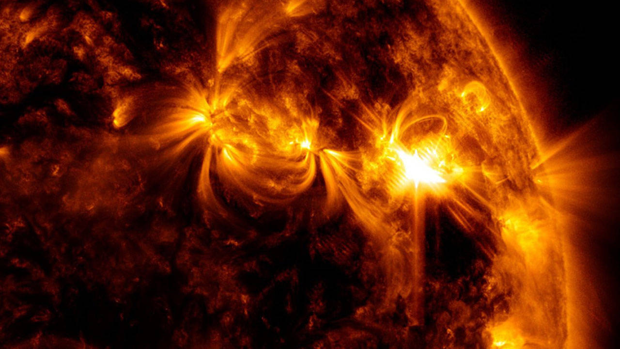 Uzay Hava Tahmin Merkezi'nden 'güneş patlaması' uyarısı