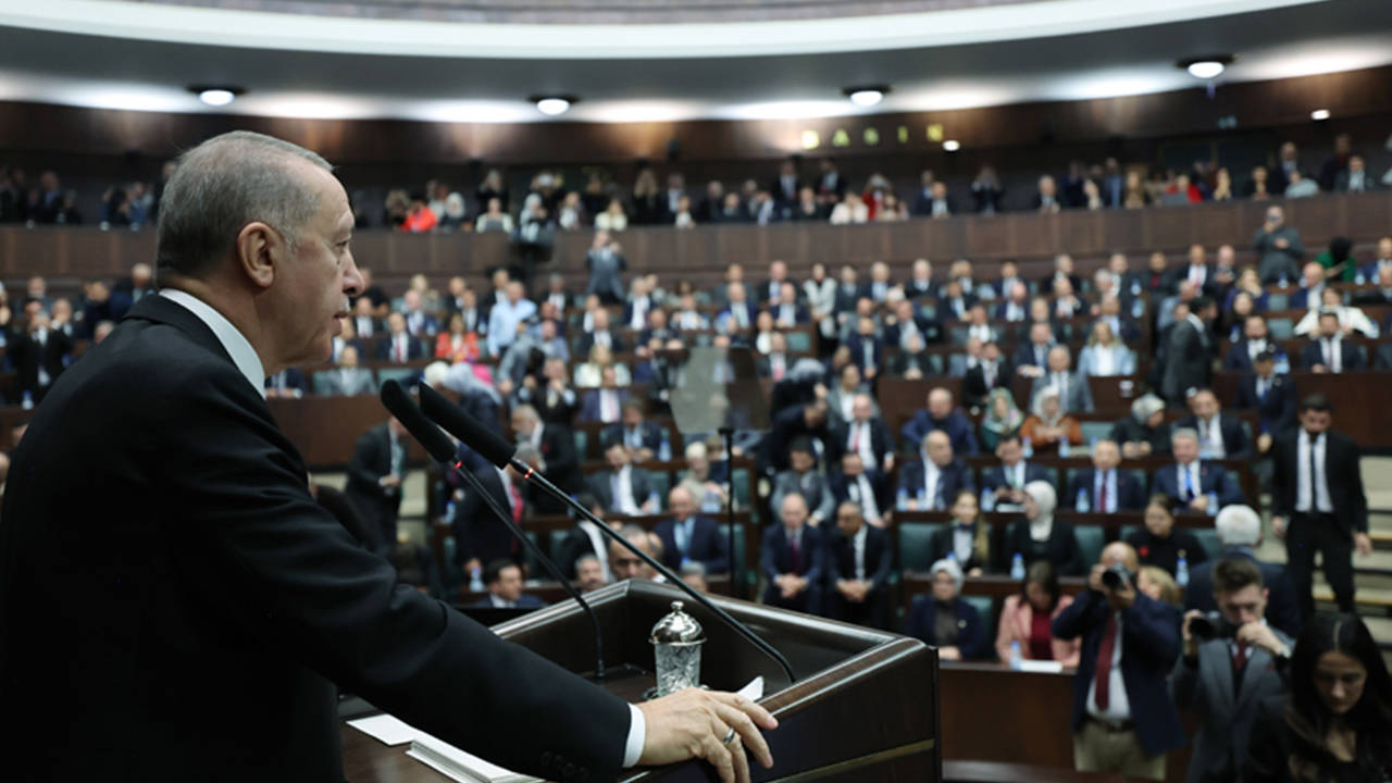 Kulis: AKP'liler Erdoğan'ın yeniden adaylığı için arayışa geçti, erken seçim gündeme gelebilir