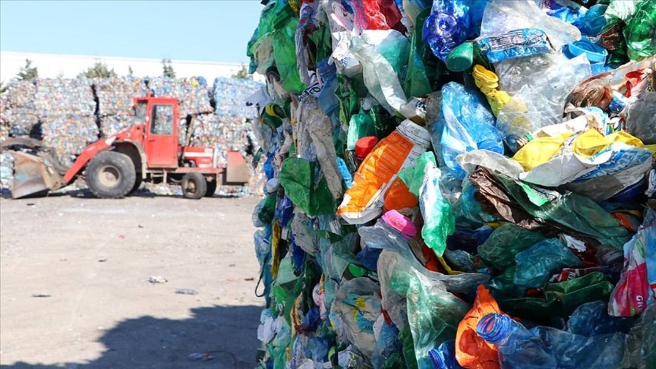 AB, plastik ihracatını tamamen yasaklıyor