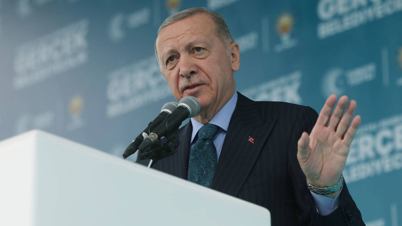 Erdoğan ekonomik krizi kabul etti; asgari ücret zammına kapıyı kapattı