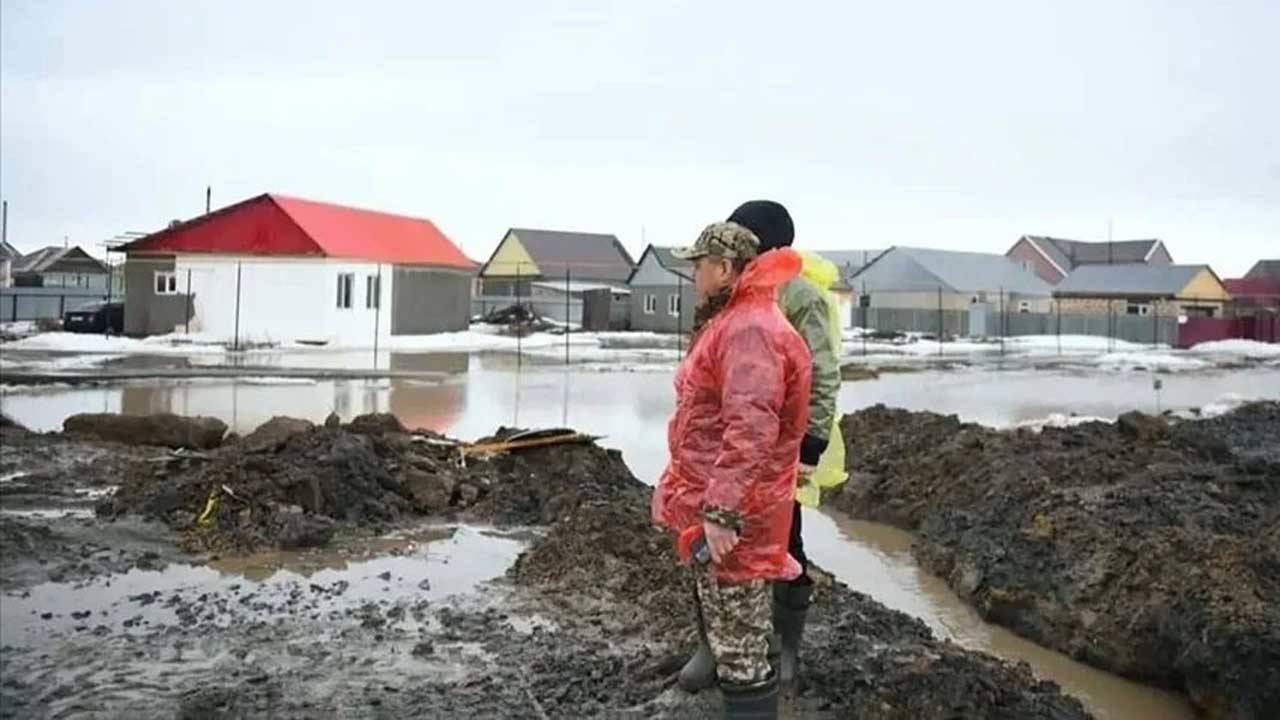 Kazakistan’da sel: 20 bölgede acil durum ilan edildi