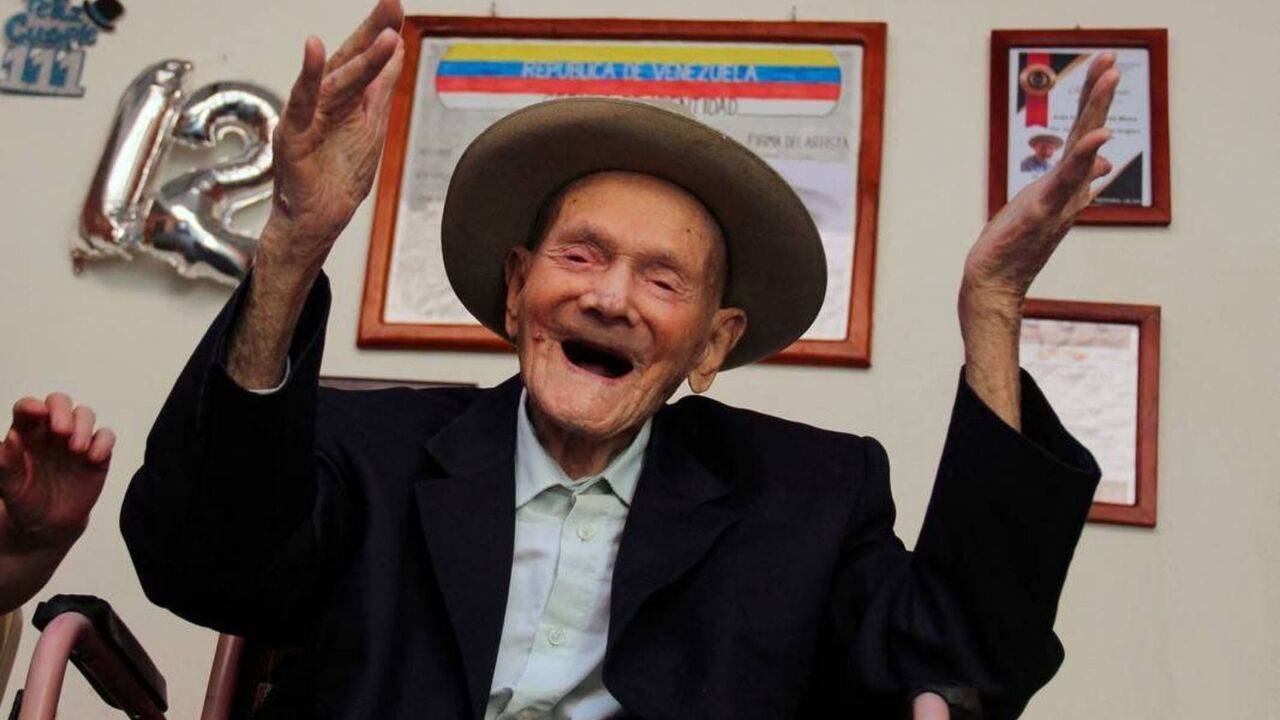 Dünyanın en yaşlı erkeği 114 yaşında hayatını kaybetti
