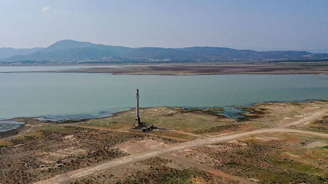 Tahtalı Barajı alarm veriyor: "25 yılın en kurak 3'üncü dönemi"