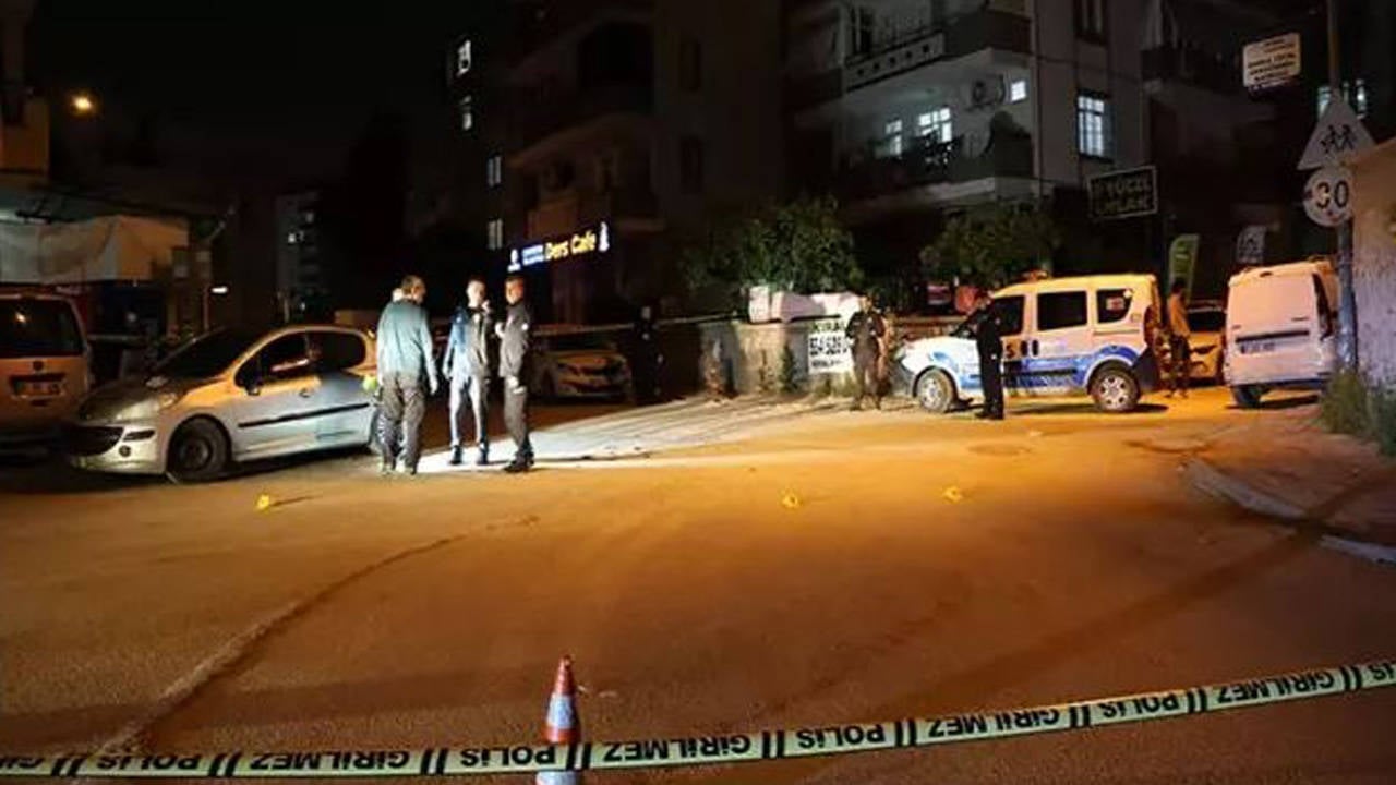 Adana'da genç kadına silahlı saldırı