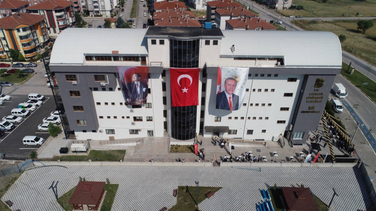 AKP'lilerin ‘temsili’ rekor harcama oldu