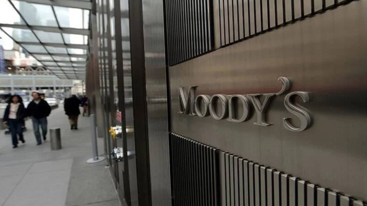 Moody's Avrupa Birliği'nin kredi notunu teyit etti