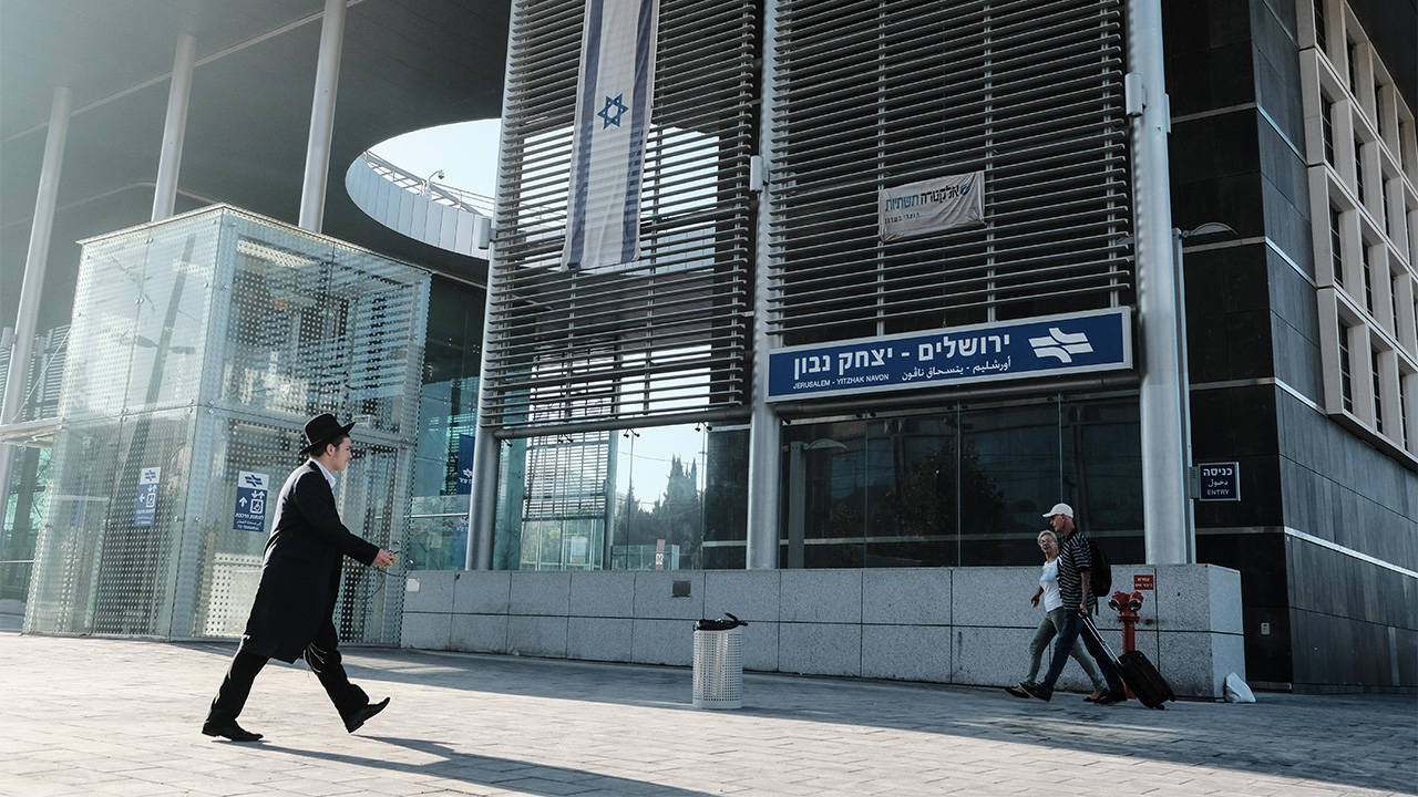 Hollanda'dan vatandaşlarına İsrail'e seyahat etmeme uyarısı