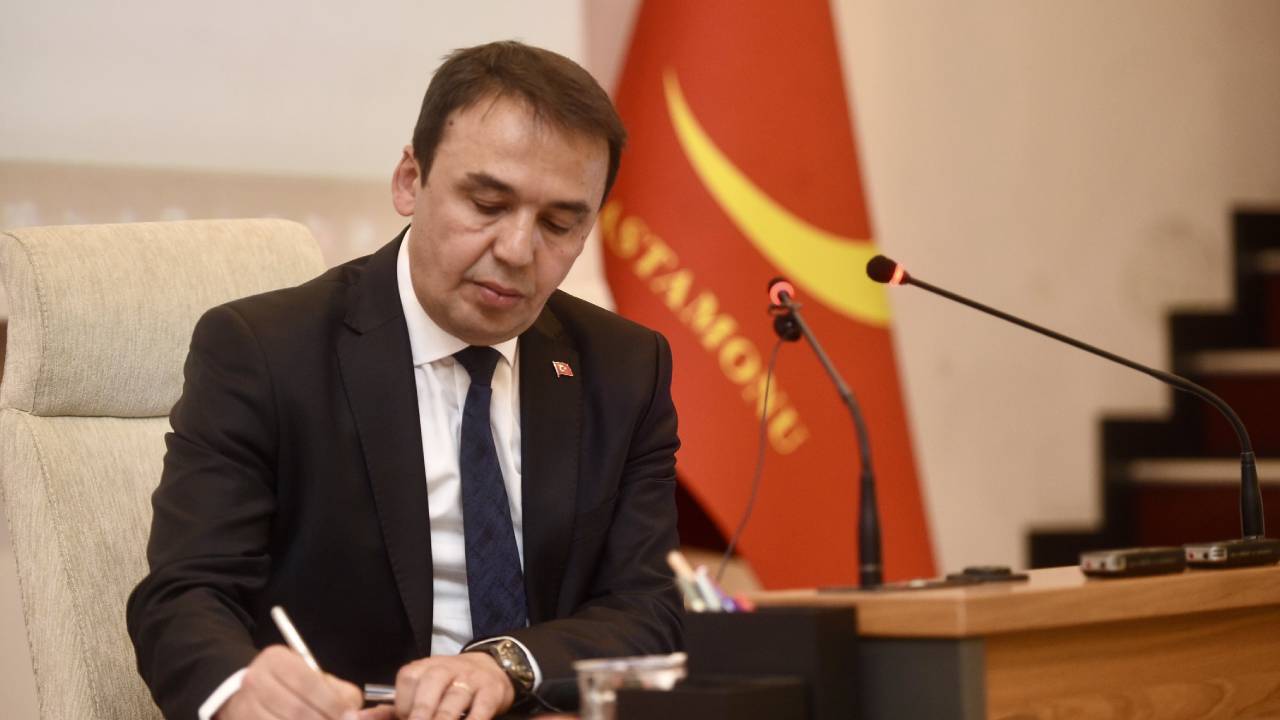 CHP'li Kastamonu Belediyesi, yandaş medyaya verilen abonelik ücretlerini iptal etti