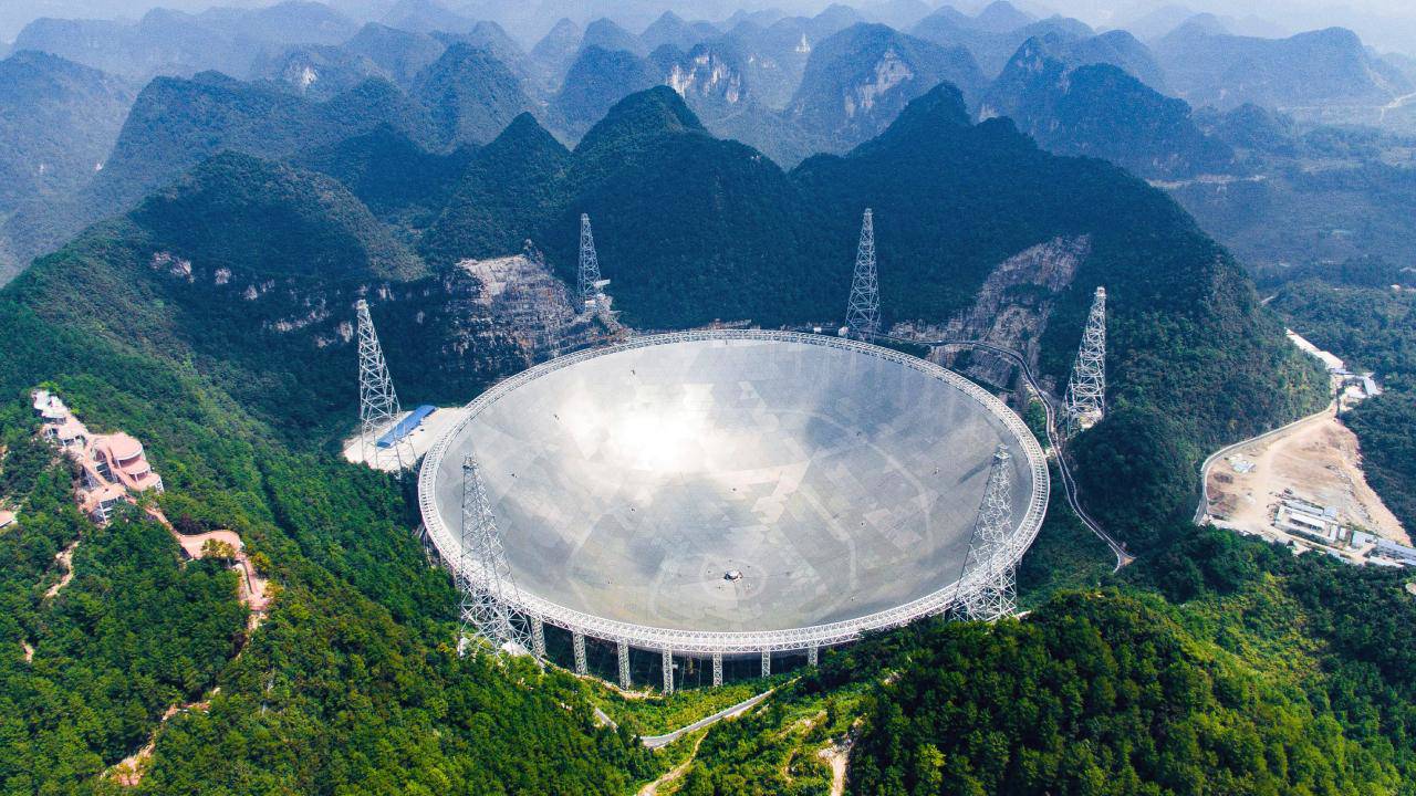 Çin'in dev radyo teleskobu 900'den fazla pulsar tespit etti