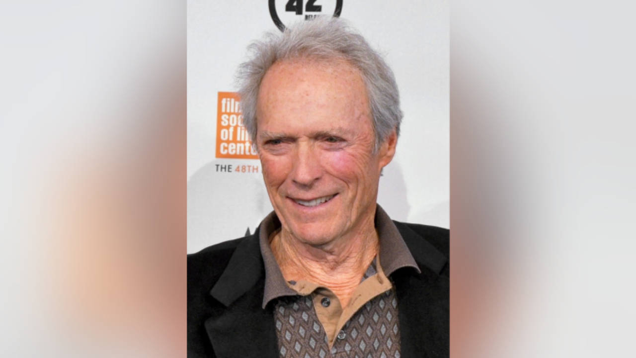 Eastwood son kez yönetmen koltuğunda
