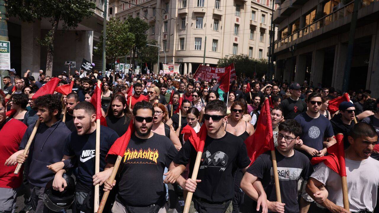 Yunanistan'da işçiler meydanlarda: Genel grev devam ediyor