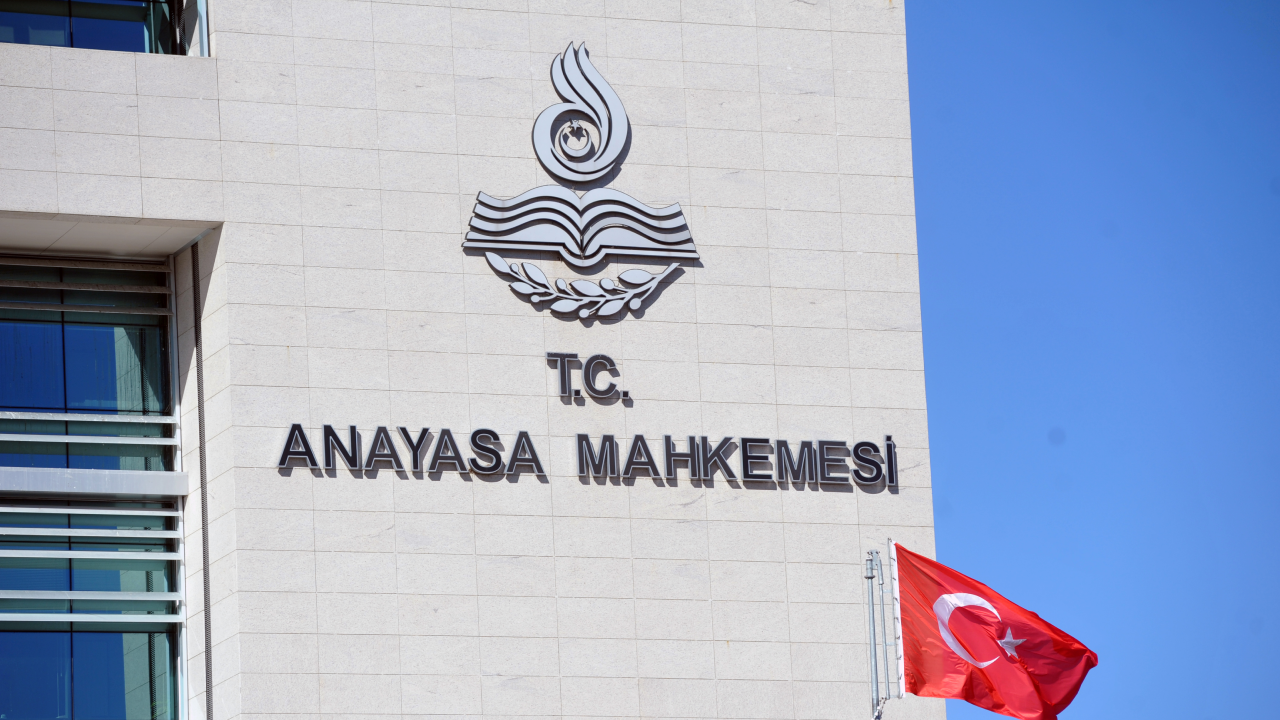 Resmi Gazete'de yayımlandı: AYM üyeliğine Prof. Dr. Ömer Çınar atandı