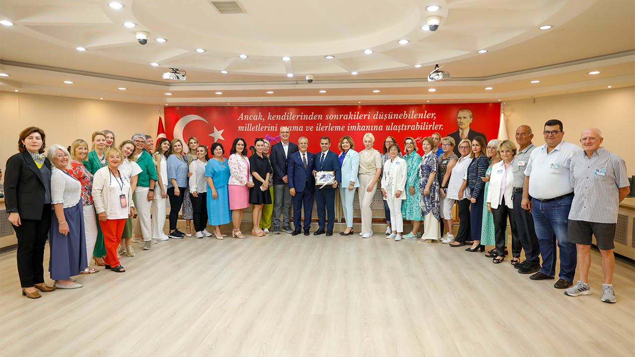 Alanya Yabancılar Meclisi, yeni belediye yönetimiyle ilk toplantısını yaptı