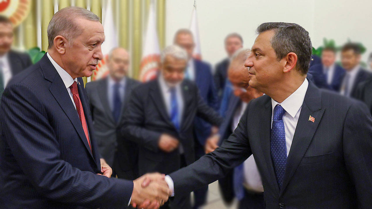 Özel-Erdoğan görüşmesi: Detay veren Selvi, Saray danışmanı ve AKP’lilerin hedefinde