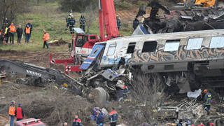 Yunanistanda 57 kişinin öldüğü tren kazası hakkında rapor hazırlandı