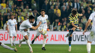 Kadıköydeki 6 gollü maçta Fenerbahçe ile İstanbulspor puanları paylaştı