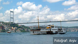 İstanbul Boğazında gemi trafiği çift yönlü durduruldu
