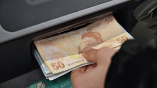 Türkiye ekonomisinde son durum: Kredi kartına nakit avans kapandı!