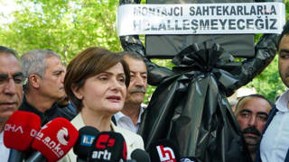 Kaftancıoğlundan AKP İstanbul İl Başkanlığına siyah çelenk: Türkiye’yi sizin rutubetli karanlığınıza bırakmayacağız
