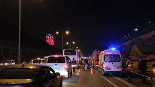 Maltepe’de yol kenarında çalışan İBB işçilerine araba çarptı: 4 kişi hayatını kaybetti