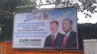 Kaftancıoğlu paylaştı: Bahçelievler Belediyesi yasaya rağmen seçim günü Erdoğan afişini kaldırmadı