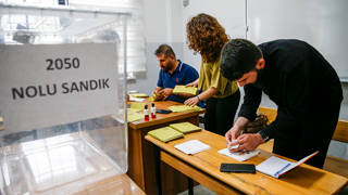 Türkiyenin kritik seçimi: Oy verme işlemi sona erdi