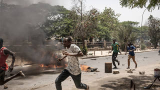 Senegalli muhalif Sonko hapse mahkûm edildi, taraftarları sokağa çıktı