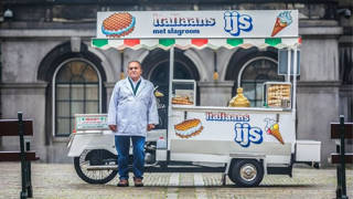 Hollandanın en ünlü dondurmacısı Moes Pekdemir, yaşamını yitirdi