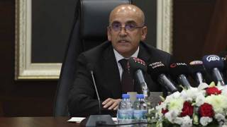 Hazine ve Maliye Bakanı Mehmet Şimşeke 12 soru