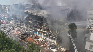 İkitelli Organize Sanayi Bölgesinde yangın: Söndürme çalışmalarında 24 saat geride kaldı