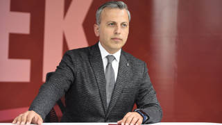 Cumhuriyet Genel Yayın Yönetmeni yayınlanmayan yazısını paylaştı; gazete açıklama yaptı