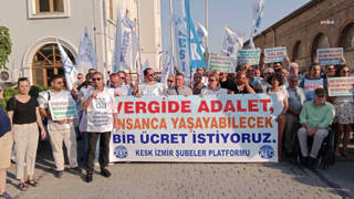 İzmirde KESKten seyyanen zam protestosu: Kamu emekçilerine kayıt dışı ödeme yapılmaktadır