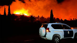 İspanyada orman yangını nedeniyle en az 4 bin kişi tahliye edildi