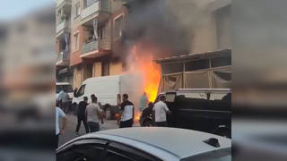 İzmirde sigara izmaritinden yangın çıktı: 4’ü çocuk 8 kişi dumandan etkilendi