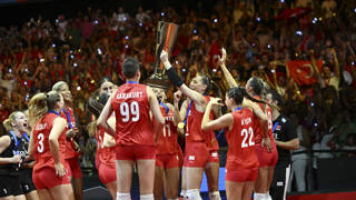 Avrupa şampiyonu A Milli Kadın Voleybol Takımı, ülkeye döndü