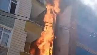 Ataşehirde 5 katlı binada çıkan yangın söndürüldü