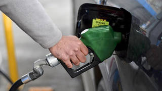 Benzine dev zam geldi: Fiyatlar, pompaya yansıdı