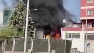 Tuzla’da fabrika yangını: Çok sayıda itfaiye ekibi sevk edildi