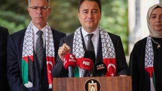 Ali Babacan, Filistin’in Ankara Büyükelçiliğini ziyaret etti
