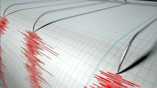 İzmirde 3,9 büyüklüğünde deprem