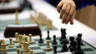 Satranç oyuncusu Kübra Öztürk Örenli, hamile olduğu için milli takımdan çıkarıldı