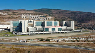 İzmir’de Bayraklı Şehir Hastanesi çilesi büyüyor