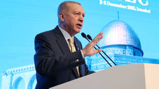 Erdoğan, ‘bir gece ansızın gelebiliriz’ sözünden çark etti, Miçotakisi övdü