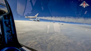 Putinden BAEye ziyaret: 4 Rus Su-35 savaş uçağı eşlik etti