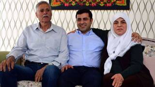 Selahattin Demirtaşın babası Tahir Demirtaş hayatını kaybetti