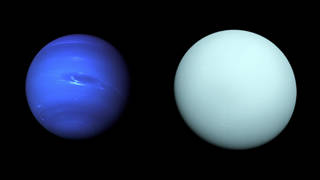 Neptün ve Uranüs sıklıkla betimlendiği gibi koyu mavi ve açık yeşil değilmiş