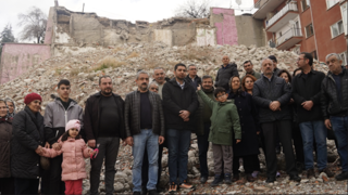 TOKİ mağdurlarından Murat Kurum’a tepki: Evleri yıkıldı, 2 yıldır bekliyorlar