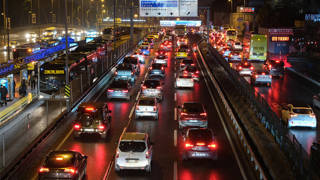 İstanbulda trafik yoğunluğu yüzde 81e çıktı