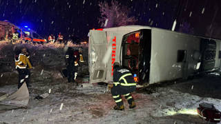 Kastamonuda yolcu otobüsü devrildi: 6 ölü, 33 yaralı