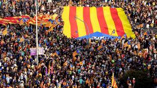 İspanya Meclisinde Katalan ayrılıkçılar için yapılan af oylaması sonuçlandı